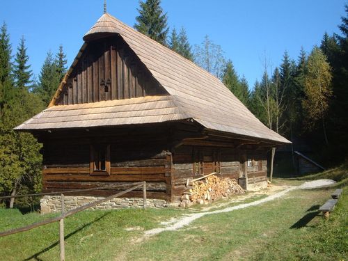Oščadnica - pôvodné obydlia Oščadnica - pôvodné obydlia
